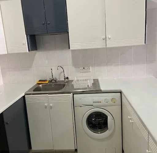 Paradise Homes 17 * Λάρνακα