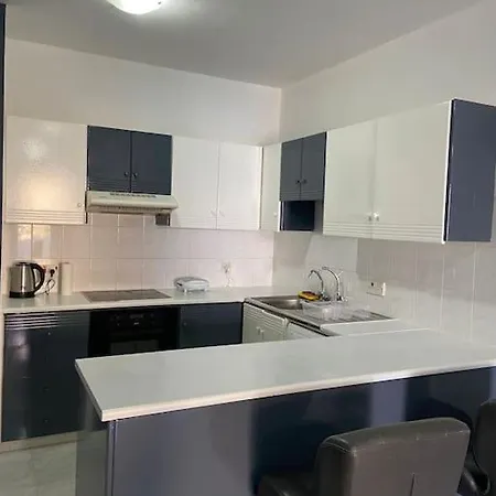 Paradise Homes 17 Апартаменты