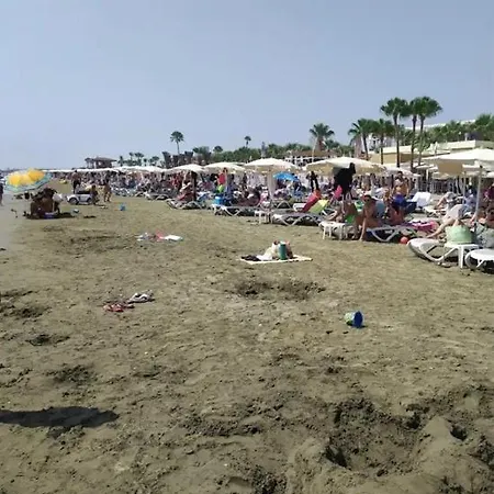 Apartment Paradise Homes 17 Larnaca