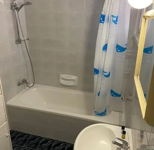 Apartment Paradise Homes 17