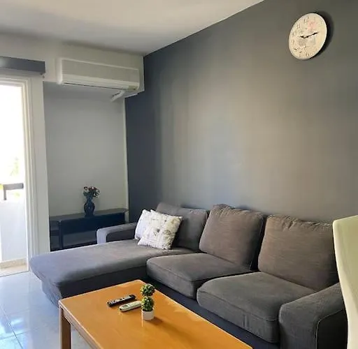 Apartment Paradise Homes 17 *